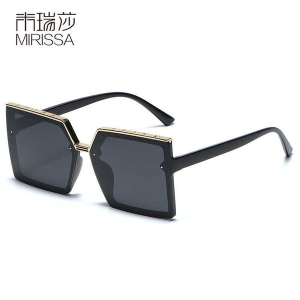 frames new style women's polarized square large frame fashion sunglasses personalized men's sunglasses, White;black
frames new style women's polarized square large frame fashion sunglasses personalized men's sunglasses, White;black