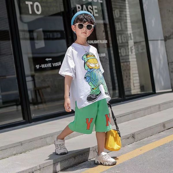 setssuits boy summer fashion teenage clothes s hiphop korean casual tshirt shorts 2pcs sets handsome cartoon suit 413y 230510
setssuits boy summer fashion teenage clothes s hiphop korean casual tshirt shorts 2pcs sets handsome cartoon suit 413y 230510