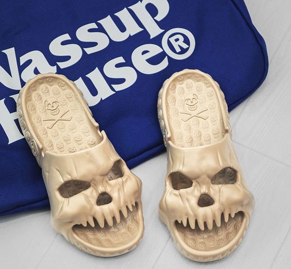 slippers mens summer outdoor fun novelty thick sole nonslip personalized skull design zapatos de hombre 230510, Black
slippers mens summer outdoor fun novelty thick sole nonslip personalized skull design zapatos de hombre 230510, Black