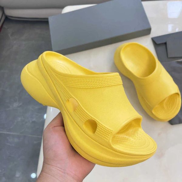 sandal with box balencigas balencaigasity slippers luxury sandal track sandals rubber waterproof slide tourist cr madame pool mold clo pdb, Black
sandal with box balencigas balencaigasity slippers luxury sandal track sandals rubber waterproof slide tourist cr madame pool mold clo pdb, Black