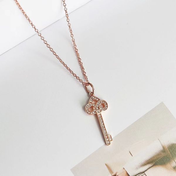 fashion sliver gold luxury classic chain key initial necklaces for women girls mom daughter designer jewelry girlfriend party wedding gifts, Silver
fashion sliver gold luxury classic chain key initial necklaces for women girls mom daughter designer jewelry girlfriend party wedding gifts, Silver