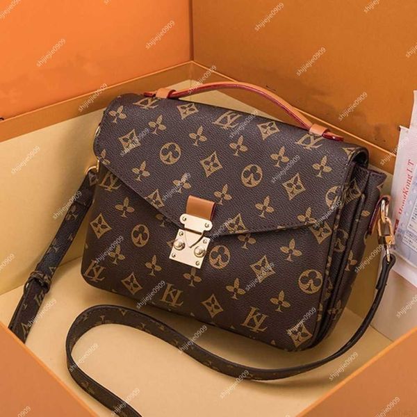 in stock luxurys designer pu handbags women bags fashion ladies shoulder bag female louiseitys tote handbag viutonitys
in stock luxurys designer pu handbags women bags fashion ladies shoulder bag female louiseitys tote handbag viutonitys