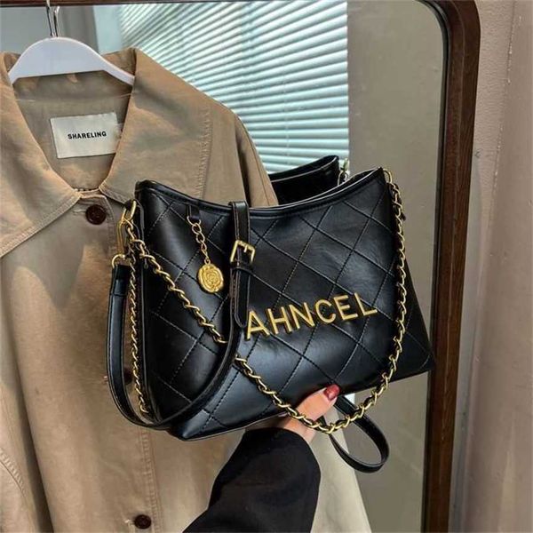 19% off 2023 fashion handbag female crossbody student ins versatile new grade capacity shoulder underarm bag
19% off 2023 fashion handbag female crossbody student ins versatile new grade capacity shoulder underarm bag