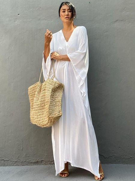 swimwear beach cover ups for women kaftans solid rayon swimsuit 2022 new tunic beachwear solid maxi dresses bathing suits dropshipping, White;black
swimwear beach cover ups for women kaftans solid rayon swimsuit 2022 new tunic beachwear solid maxi dresses bathing suits dropshipping, White;black