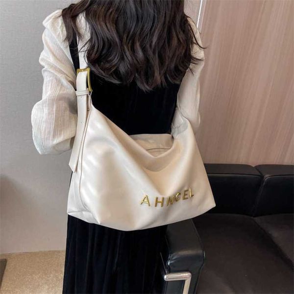 21% off 2023 handbag new korean edition big women's fashion popular commuter netizen ins versatile tote crossbody bag
21% off 2023 handbag new korean edition big women's fashion popular commuter netizen ins versatile tote crossbody bag