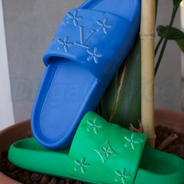 luxury sandal famous designer woman man slipper waterfront mule embossed rubber waterproof shoe printing leathge summer pool sandal beach fl, Black
luxury sandal famous designer woman man slipper waterfront mule embossed rubber waterproof shoe printing leathge summer pool sandal beach fl, Black