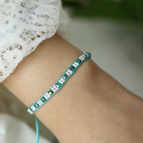 bracelet creative retro simple inlaid green white rice beads push pull, Golden;silver
bracelet creative retro simple inlaid green white rice beads push pull, Golden;silver