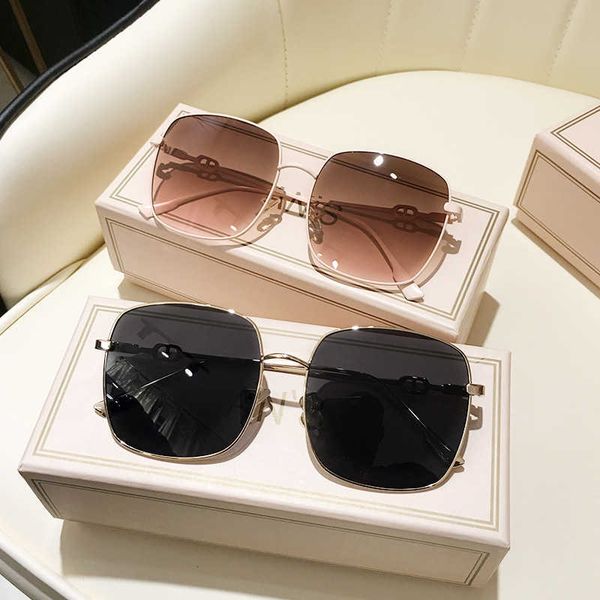frames 2023 new box advanced sunglasses women's metal sunglasses korean version ins net black tea sun visor women, White;black
frames 2023 new box advanced sunglasses women's metal sunglasses korean version ins net black tea sun visor women, White;black
