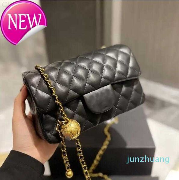 2022 designer handbag shoulder chain bag clutch flap totes bags wallet check velour thread purse double letters solid hasp waist square stri
2022 designer handbag shoulder chain bag clutch flap totes bags wallet check velour thread purse double letters solid hasp waist square stri