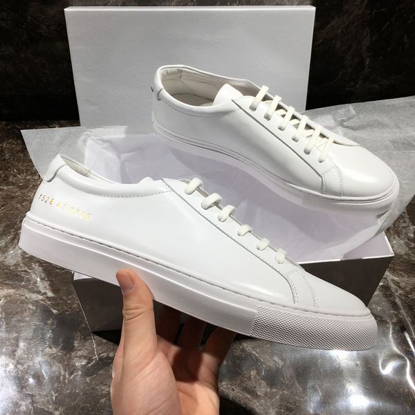 common projects casual shoes mens womens white black blue sneakers luxury designer shoes size 36-45
common projects casual shoes mens womens white black blue sneakers luxury designer shoes size 36-45