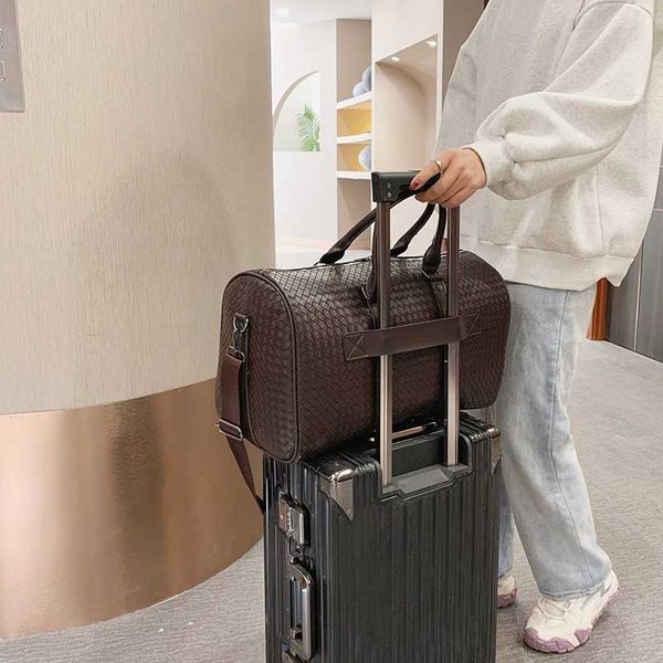 duffel bags leather travel for women large waterproof handbag men weekend duffle luxury shoulder luggage bag 230424
duffel bags leather travel for women large waterproof handbag men weekend duffle luxury shoulder luggage bag 230424