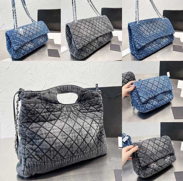 shoulder bags blue gray denim designer cowboy chain tote women's luxury flap diamond lattice wallet crossbody classics clutch totes pur
shoulder bags blue gray denim designer cowboy chain tote women's luxury flap diamond lattice wallet crossbody classics clutch totes pur