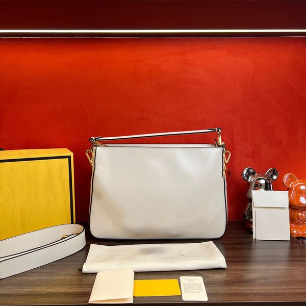clutch classic mixed color with chain trim 2023 new fashion casual women's bag shoulder crossbody bag
clutch classic mixed color with chain trim 2023 new fashion casual women's bag shoulder crossbody bag