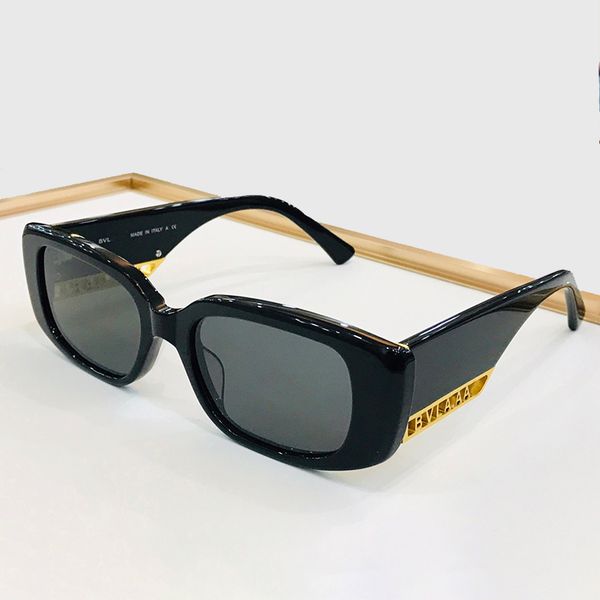 women's luxury designer sunglasses, classic checkered, waterproof and uv polarized, men's and women's sunglasses good, White;black
women's luxury designer sunglasses, classic checkered, waterproof and uv polarized, men's and women's sunglasses good, White;black