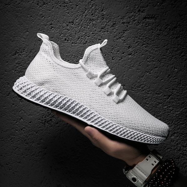2023 mens trainers men running shoes triple white black breathable classic knit jogging comfortable soft fire red casual chaussures
2023 mens trainers men running shoes triple white black breathable classic knit jogging comfortable soft fire red casual chaussures