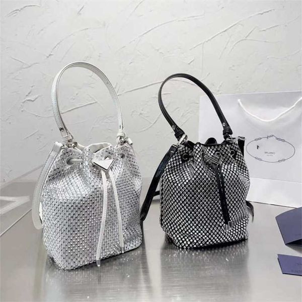 23% 2023 handbag women's new tidal full diamond bucket leisure versatile small fashion trend crossbody bag
23% 2023 handbag women's new tidal full diamond bucket leisure versatile small fashion trend crossbody bag