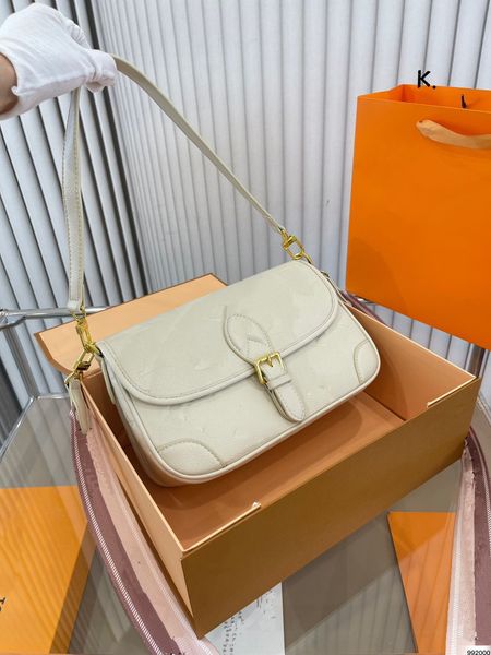 m46386 designer luxurys bag cannes round barrel bag shoulder bags women diane handbags messenger bags purse women's leather handbag clu
m46386 designer luxurys bag cannes round barrel bag shoulder bags women diane handbags messenger bags purse women's leather handbag clu