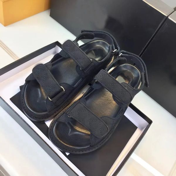 delivery velcro women sandals 2023 designer casual slippers new outer wear printed buckle flat sandals indoor and outdoor shoes with box, Black
delivery velcro women sandals 2023 designer casual slippers new outer wear printed buckle flat sandals indoor and outdoor shoes with box, Black