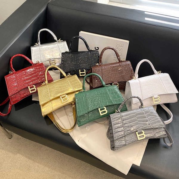 50% off 2023 fashion hand hourglass women's shoulder crossbody bag handheld gold and silver versatile
50% off 2023 fashion hand hourglass women's shoulder crossbody bag handheld gold and silver versatile