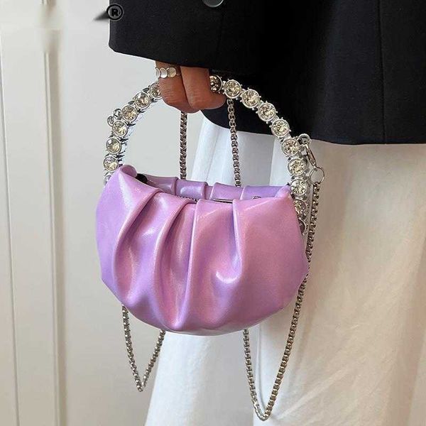evening bags protable elegant diamond chains messenger for women handbags summer 2023 new fashion versatile saddle bag 230427
evening bags protable elegant diamond chains messenger for women handbags summer 2023 new fashion versatile saddle bag 230427