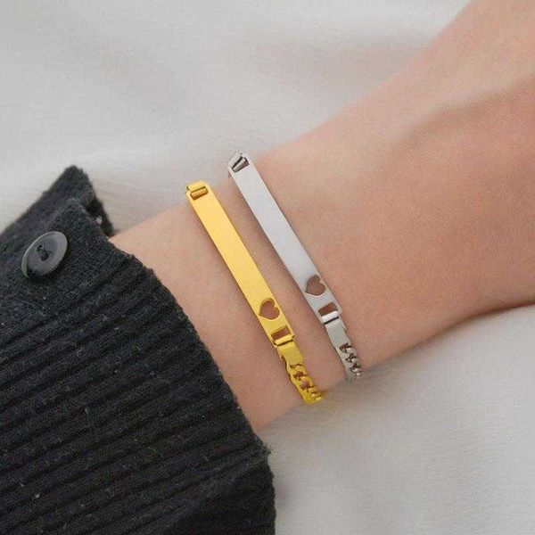 stainless steel hollow heart curved bracelet female temperament can carve writing, Golden;silver
stainless steel hollow heart curved bracelet female temperament can carve writing, Golden;silver