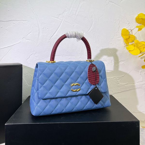 designer womens shoulder bag solid color oxskin bag with handle handbag thin chain crossbody bags gold hardware turn buckle caviar women mak
designer womens shoulder bag solid color oxskin bag with handle handbag thin chain crossbody bags gold hardware turn buckle caviar women mak