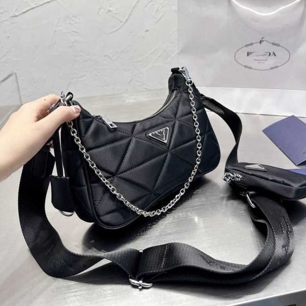27% off 2023 handbag p wedding girl new fashion versatile soft leather fairy lingge chain bag single shoulder crossbody handheld
27% off 2023 handbag p wedding girl new fashion versatile soft leather fairy lingge chain bag single shoulder crossbody handheld