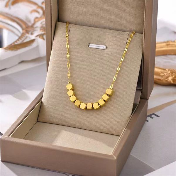 fashion titanium steel small square necklace for women's versatile colorless collar chain holiday gift, Silver
fashion titanium steel small square necklace for women's versatile colorless collar chain holiday gift, Silver