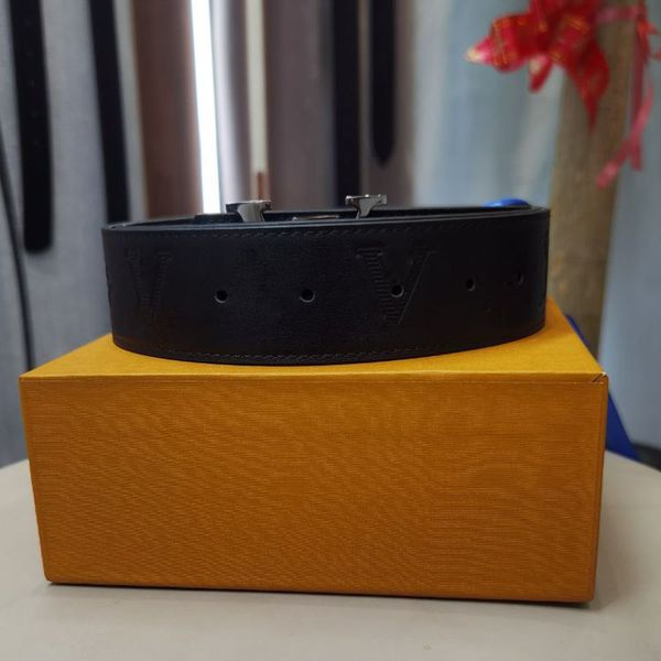 l w belt m0715 men's leather letter hanging buckle fashion classic style with plain leather interior collection style gift preferred ex, Black;brown
l w belt m0715 men's leather letter hanging buckle fashion classic style with plain leather interior collection style gift preferred ex, Black;brown