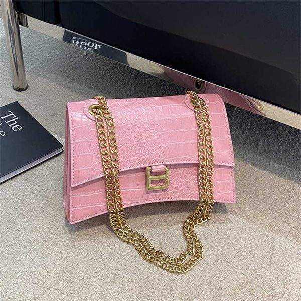 30% off 2023 fashion bag new classic letter hourglass texture crocodile cross body women's versatile handbag
30% off 2023 fashion bag new classic letter hourglass texture crocodile cross body women's versatile handbag