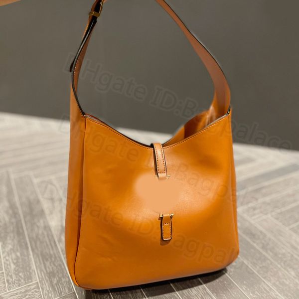 stunning shoulder bags underarm shoulder cross flap saddle luxury designer women body plain vintage genuine leather handbags flap envelope b
stunning shoulder bags underarm shoulder cross flap saddle luxury designer women body plain vintage genuine leather handbags flap envelope b