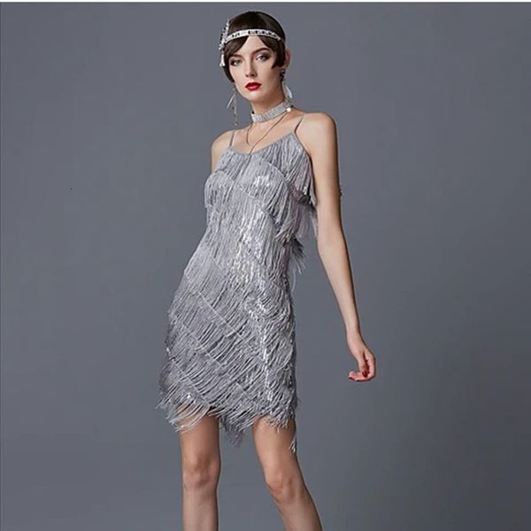 skirt 1920s vintage great gatsby party sequin dress v-neck summer cami dress gold fringe dress vestidos flapper costumes 230511, Black;white
skirt 1920s vintage great gatsby party sequin dress v-neck summer cami dress gold fringe dress vestidos flapper costumes 230511, Black;white