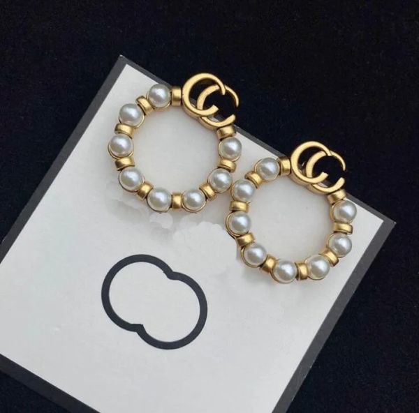 vintage designer brand double letter stud earrings fashion women 18k gold plated inlay pearl earring luxury womens bronze wedding party jewe, Golden;silver
vintage designer brand double letter stud earrings fashion women 18k gold plated inlay pearl earring luxury womens bronze wedding party jewe, Golden;silver