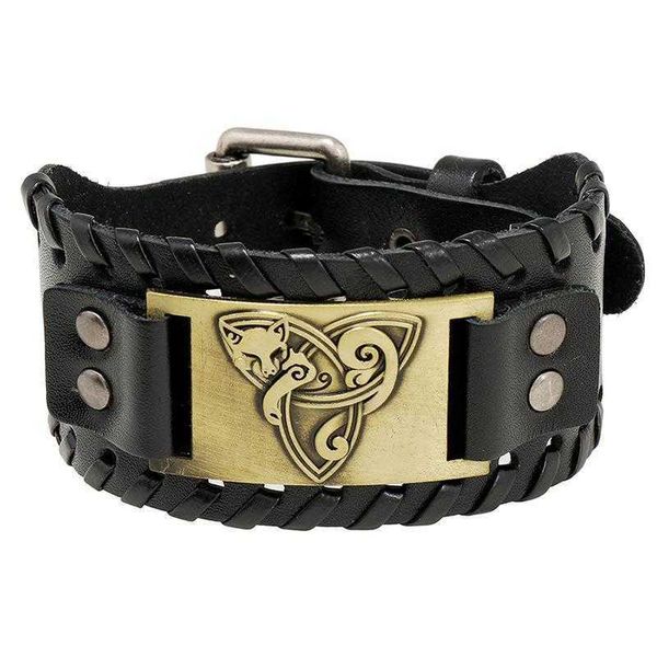 ornament nordic retro viking pattern cattle leather bracelet personality woven mens punk, Golden;silver
ornament nordic retro viking pattern cattle leather bracelet personality woven mens punk, Golden;silver