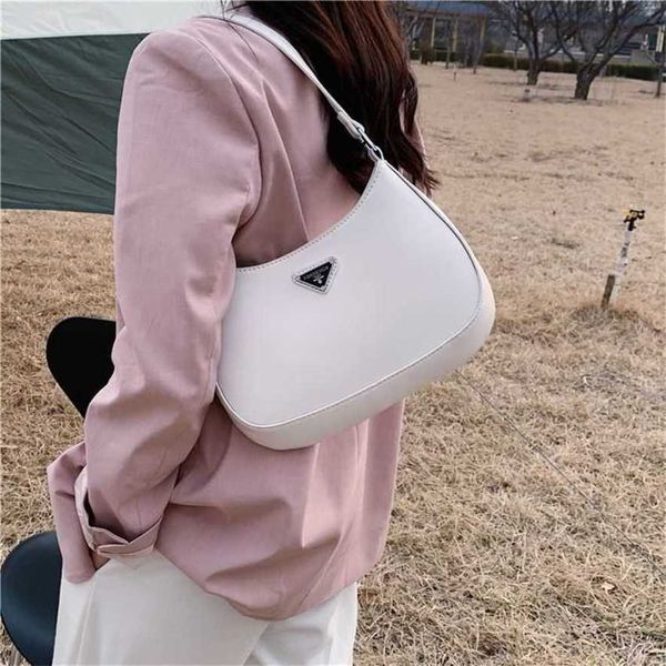 13% off 2023 fashion this year's hand for women popular on the internet in new fashion trend underarm niche design versatile portable s
13% off 2023 fashion this year's hand for women popular on the internet in new fashion trend underarm niche design versatile portable s