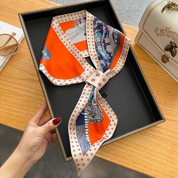 silk scarf head scarfs for women winter luxurious silk high end classic letter pattern designer shawl scarves new gift easy to match soft to, Blue;gray
silk scarf head scarfs for women winter luxurious silk high end classic letter pattern designer shawl scarves new gift easy to match soft to, Blue;gray