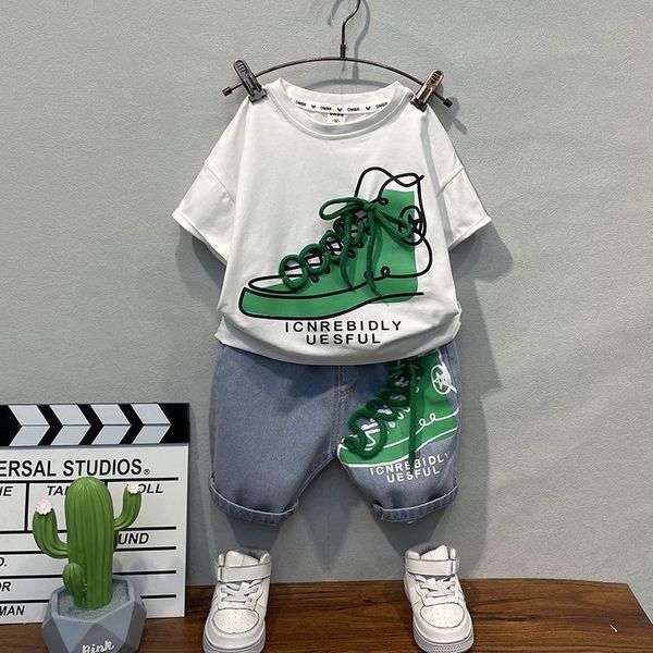 setssuits children's clothes boys summer clothing set 2023 letter print short sleeve jeans 2 piece suit kids outfits sportswear 230510
setssuits children's clothes boys summer clothing set 2023 letter print short sleeve jeans 2 piece suit kids outfits sportswear 230510