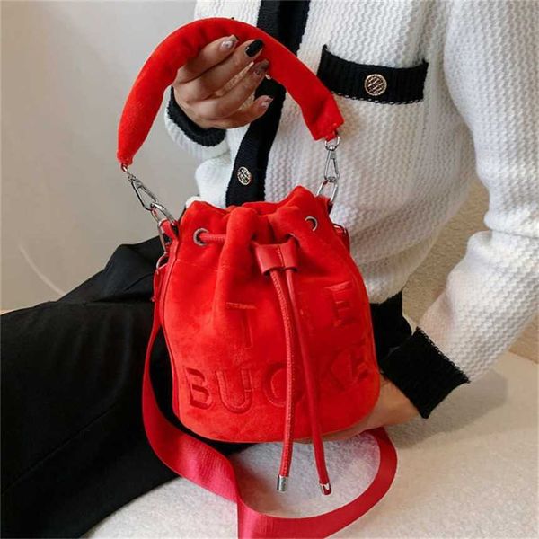 32% off 2023 handbag autumn/winter plush women's fashion letter bucket bag ins one shoulder handbag
32% off 2023 handbag autumn/winter plush women's fashion letter bucket bag ins one shoulder handbag