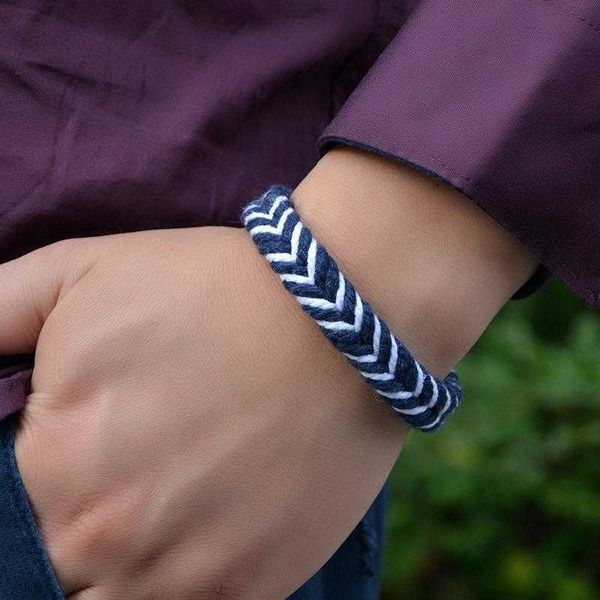 xinjiang cotton bracelet wrist ring comfortable couple student carrying strap simple fashion all match, Golden;silver
xinjiang cotton bracelet wrist ring comfortable couple student carrying strap simple fashion all match, Golden;silver