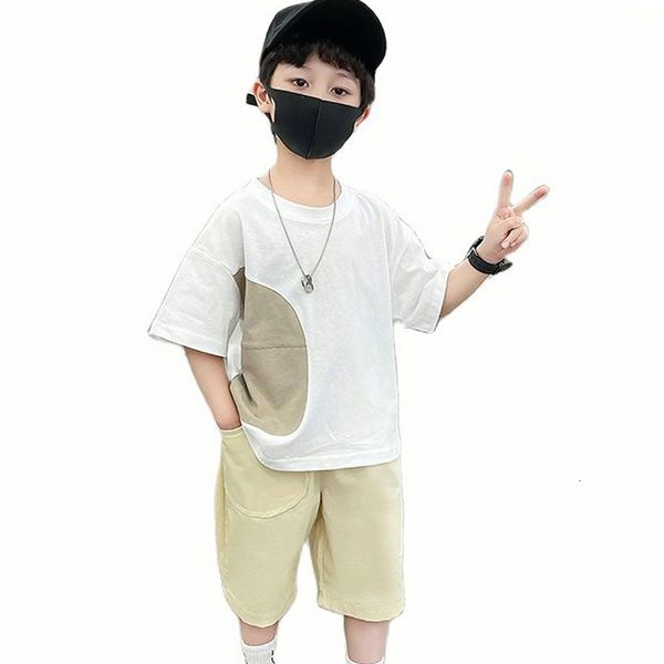 setssuits boy summer clothes patchwork for s tshirt pants clothing teenage childrens 230510
setssuits boy summer clothes patchwork for s tshirt pants clothing teenage childrens 230510