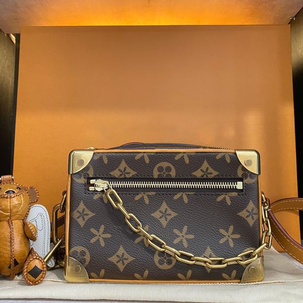 mini soft trunk box designer bag m44735 women louvis luxurys clutch duffle bags mens pochette tote evening bag wallet leather handbag crossb 
mini soft trunk box designer bag m44735 women louvis luxurys clutch duffle bags mens pochette tote evening bag wallet leather handbag crossb