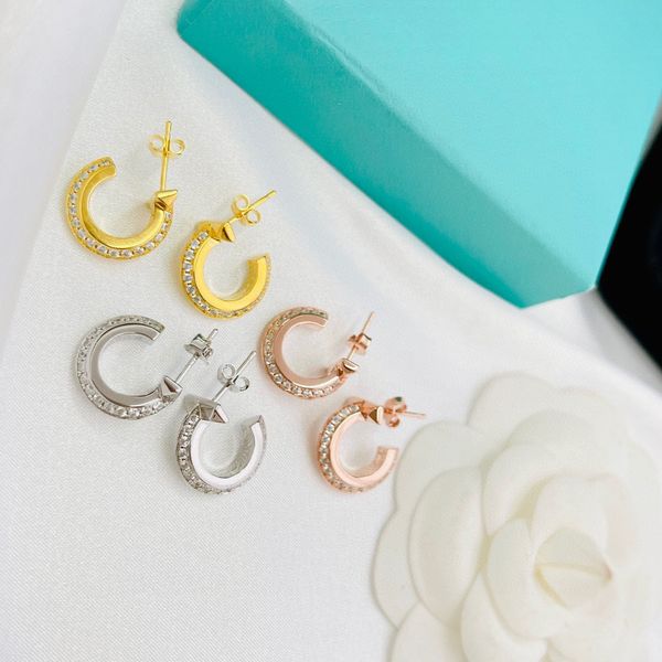 luxury diamond set t-shaped earrings for women 925 silver simple jewellery wholesale for girlfriend, Golden;silver
luxury diamond set t-shaped earrings for women 925 silver simple jewellery wholesale for girlfriend, Golden;silver