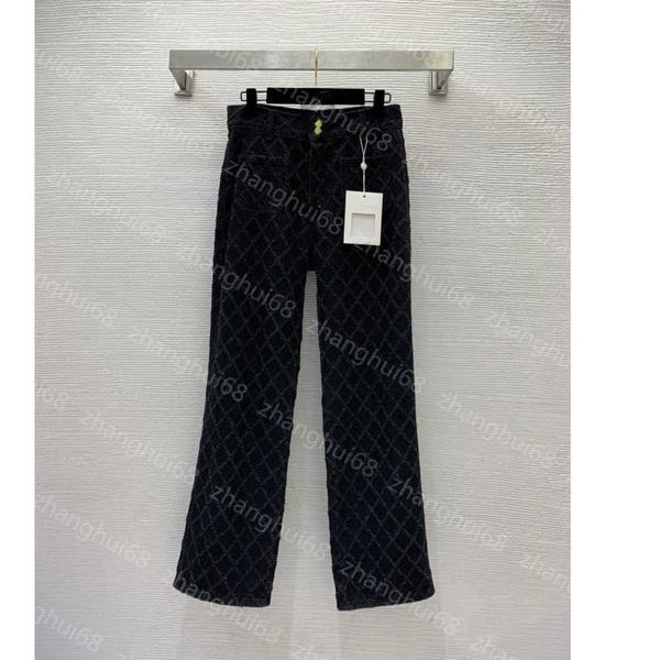 23ss womens pants denim jeans designer women jeans straight jeans double pocket high-waisted wide-leg jeans and trousers in diamond wash fab, Blue
23ss womens pants denim jeans designer women jeans straight jeans double pocket high-waisted wide-leg jeans and trousers in diamond wash fab, Blue