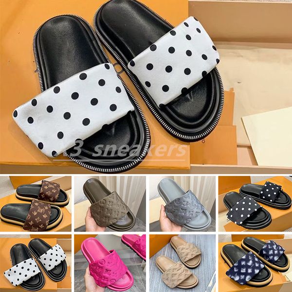 designers luxury pool pillow mules women sandals sunset flat comfort mules padded front strap slippers genuine leather fashionable easy-to-w
designers luxury pool pillow mules women sandals sunset flat comfort mules padded front strap slippers genuine leather fashionable easy-to-w