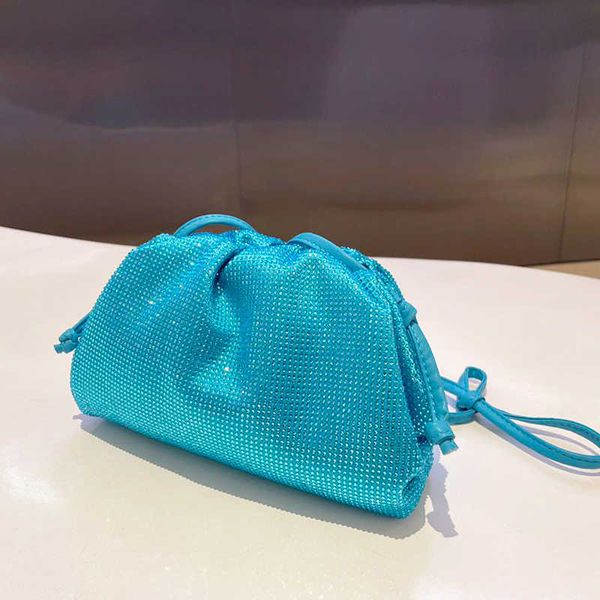 diamonds rhinestone clould shoulder handbag ladies messenger dumpling clutches cloud evening bag crossbody purse designer 230512
diamonds rhinestone clould shoulder handbag ladies messenger dumpling clutches cloud evening bag crossbody purse designer 230512