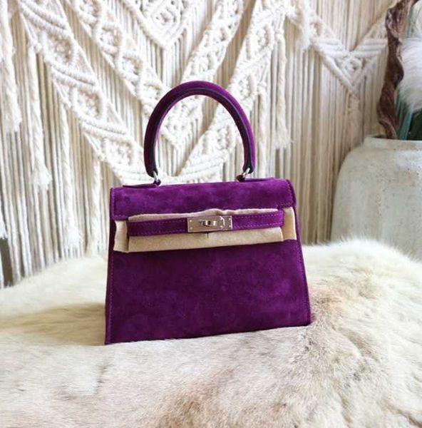 designer bag tote bag handbag h ermes crossbody bag shoulder bags family pure handmade wax thread bag with big ears 20cm original suede sea
designer bag tote bag handbag h ermes crossbody bag shoulder bags family pure handmade wax thread bag with big ears 20cm original suede sea