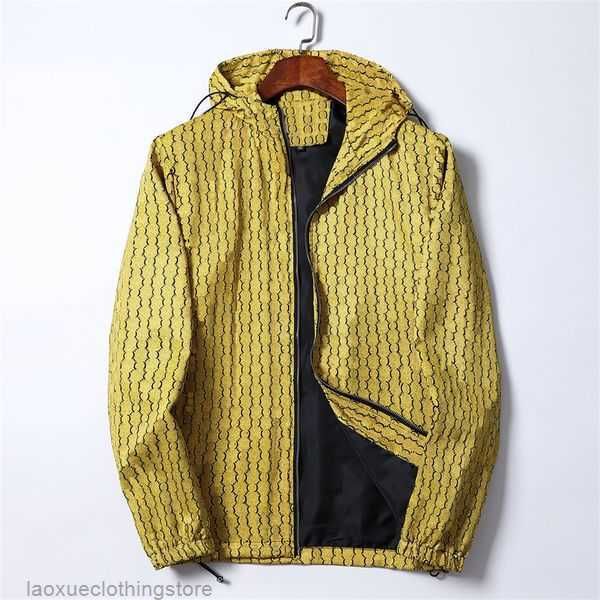 designer new mens ss jacket fashion coat caps winter autumn baseball slim stylist women windbreaker outerwear zipper hoodies jackets coats, Black;brown
designer new mens ss jacket fashion coat caps winter autumn baseball slim stylist women windbreaker outerwear zipper hoodies jackets coats, Black;brown