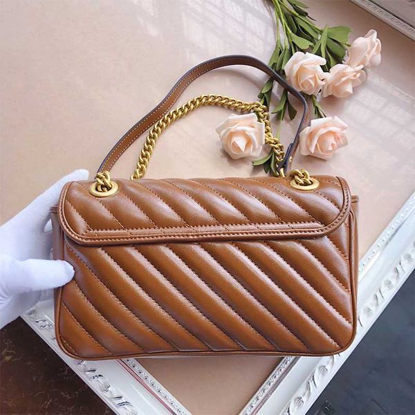 classic chain bag retro design shoulder messenger simple casual elegant women hands purse 2023 summer hand
classic chain bag retro design shoulder messenger simple casual elegant women hands purse 2023 summer hand