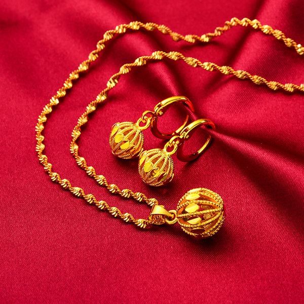 hollow round ball shaped women pendant earrings set 18k yellow gold filled fashion lady jewelry set gift, Slivery;golden
hollow round ball shaped women pendant earrings set 18k yellow gold filled fashion lady jewelry set gift, Slivery;golden