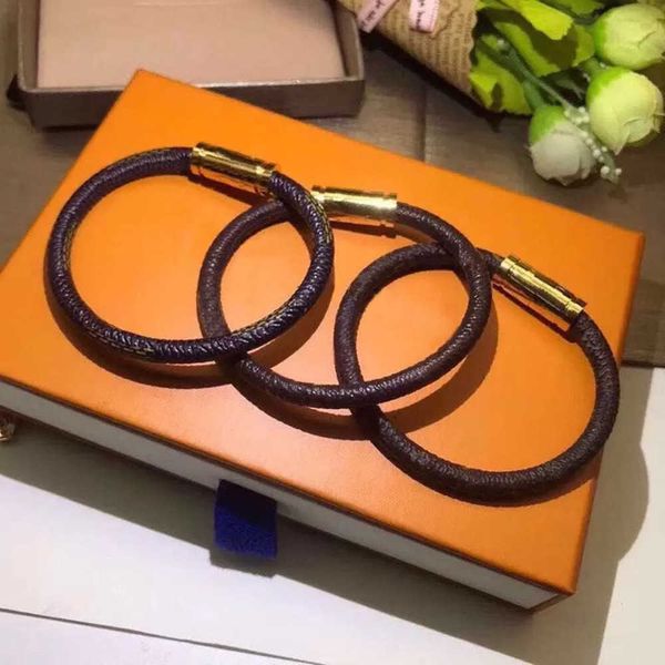 brand luxury bracelet designer bracelet fashion leather bracelet magnetic buckle average size neutral ladies bracelet men s bracelet lover, Golden;silver
brand luxury bracelet designer bracelet fashion leather bracelet magnetic buckle average size neutral ladies bracelet men s bracelet lover, Golden;silver